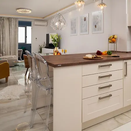 Apartment Luxury Oasis - Free Parking In Garage *