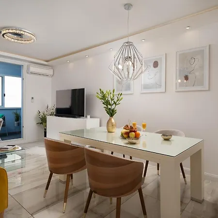 Luxury Oasis - Free Parking In Garage Appartement Split